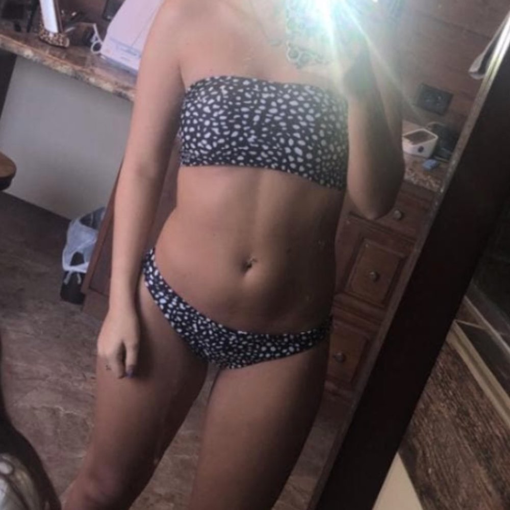 Bikini Set - Picture 6 of 6